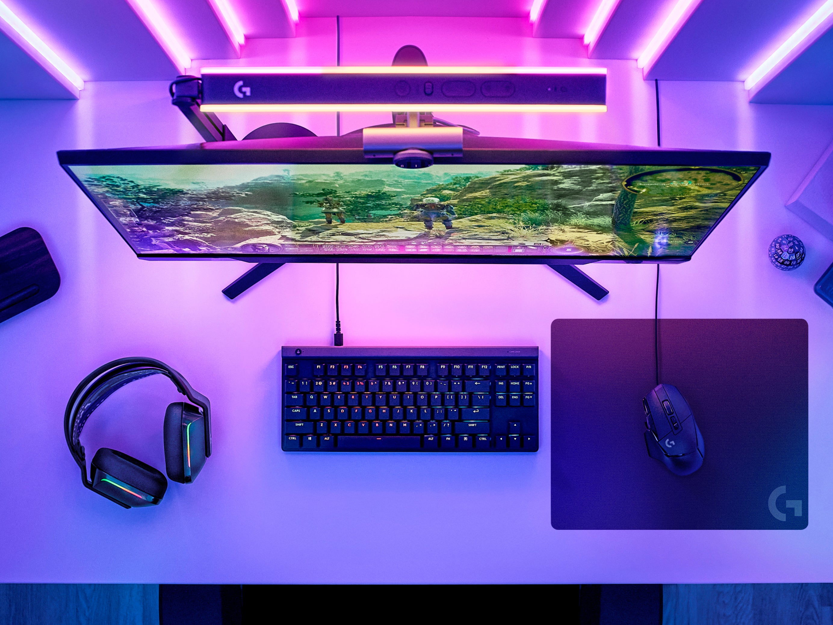 G240 - Black - View 6